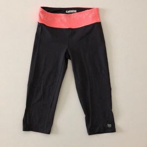CAPRIS ACTIVE LEGGINGS